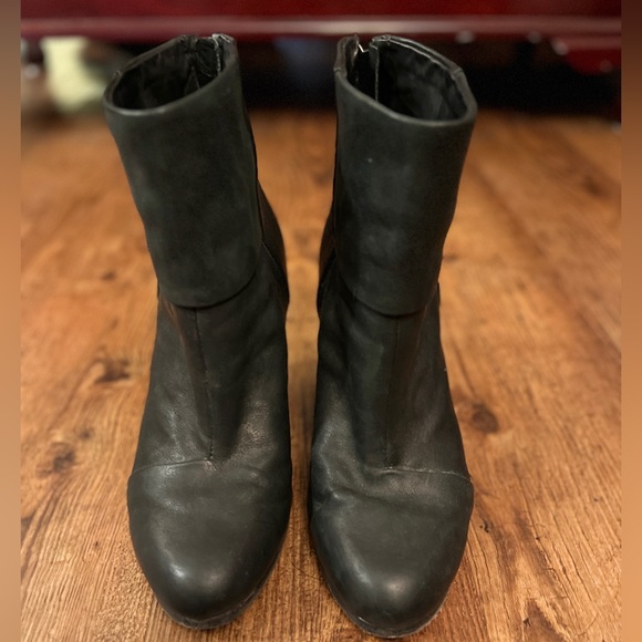 Rag & Bone Black Leather Booties sz 37 - Picture 9 of 12